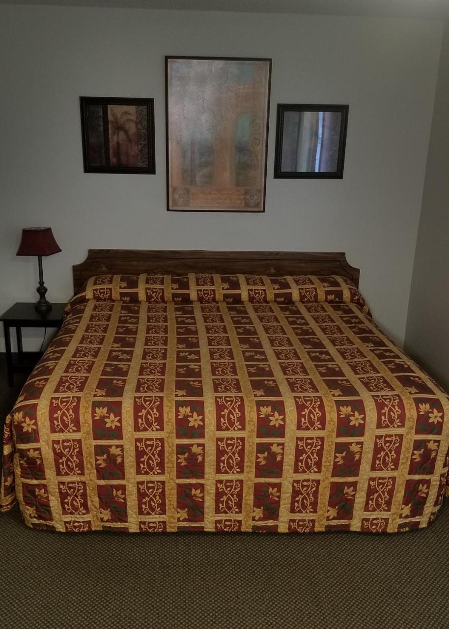 Bliss Amber Inn Motel מראה חיצוני תמונה