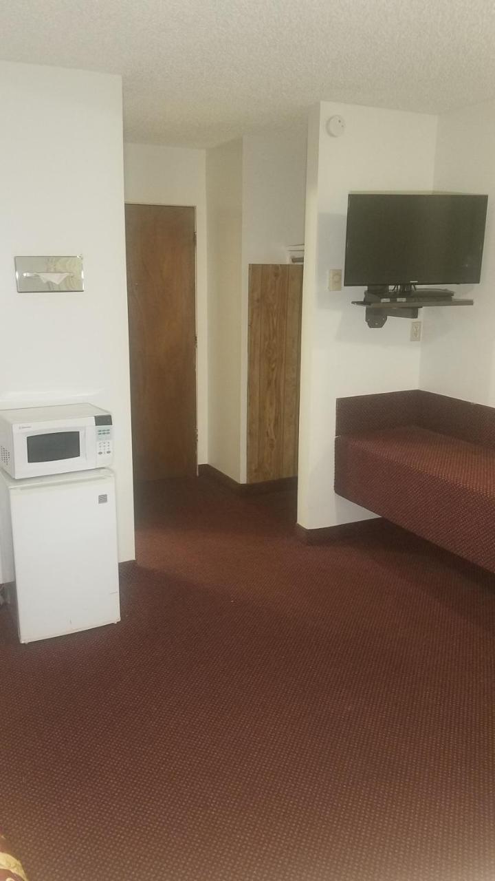 Bliss Amber Inn Motel מראה חיצוני תמונה